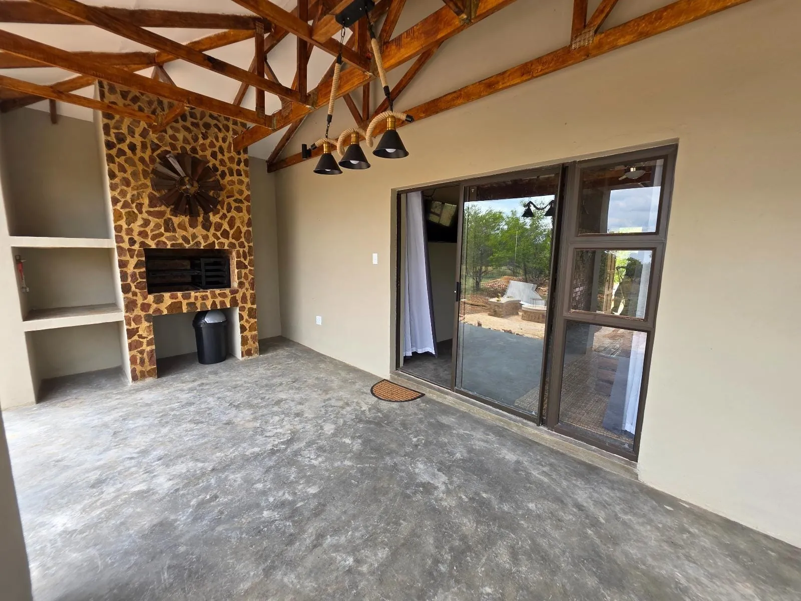 Fish Eagle deluxe villa